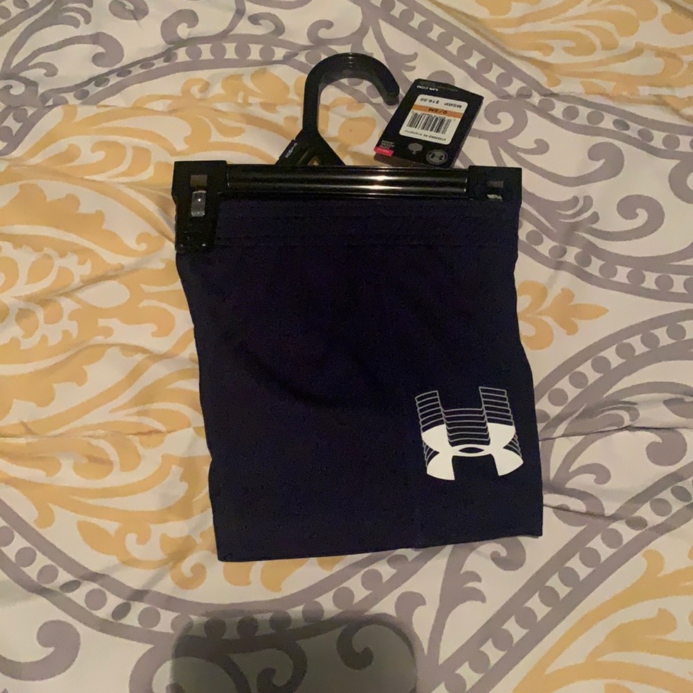 Under armour infant 0/3 month navy blue shorts